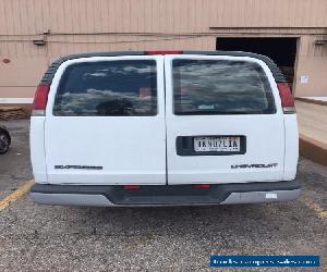 2001 Chevrolet Express 135" WB