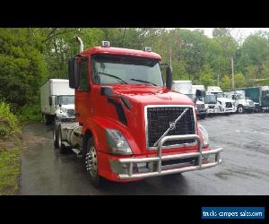 2012 Volvo VNL64T