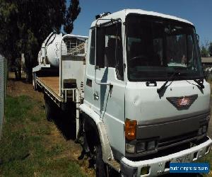 1990 Hino Crane Truck