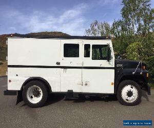 1991 Ford F700