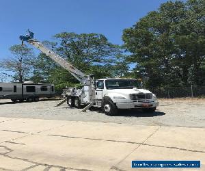 2009 Freightliner M2-106