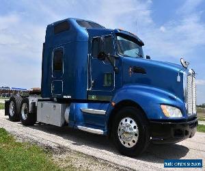 2009 Kenworth T660 Sleeper Cab Semi