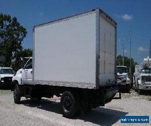 2002 GMC C6500 Van Truck / Box Truck