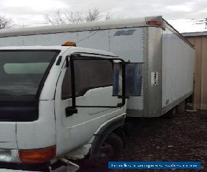 2000 nissan ud 3500