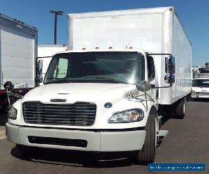 2014 Freightliner M2 24ft Box Truck Air RIDE Liftgate Auto ONLY 33k miles 33,000LBS GVWR