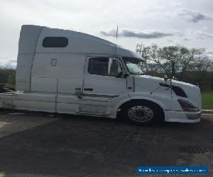 2009 Volvo VNL64T670