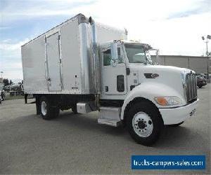 2010  Peterbilt 335 18ft Box Truck Auto Air ride 33,000# GVWR - 260HP px- CUMMINS MOTOR -AUTO