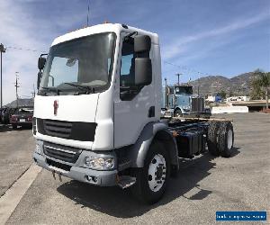 2013 Kenworth K370 Peterbilt 220 DAF Cab Chassis Truck ONLY 48k miles 33,000# GVWR Class B CDL for Sale