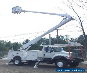 2005 International 7300 4X4 ALTEC 60 FT BUCKET 4WD DT466 DIESEL