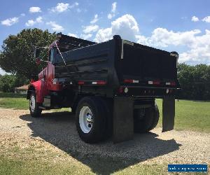 2004 Peterbilt 330