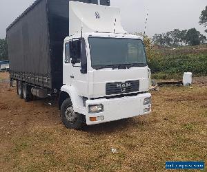 MAN TRUCK 14 PALLET CURTAINSIDER 2001 MODEL