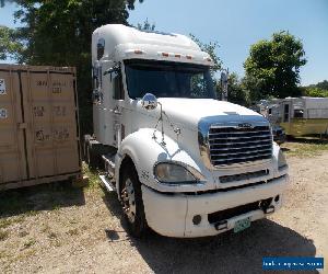 2005 Freightliner COLUMBIA