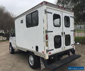 2004 Ford E-350