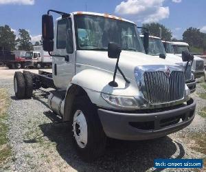 2011 INTERNATIONAL 4300 --