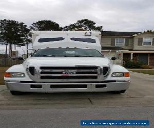 2004 Ford F650