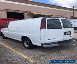 2001 Chevrolet Express 135" WB