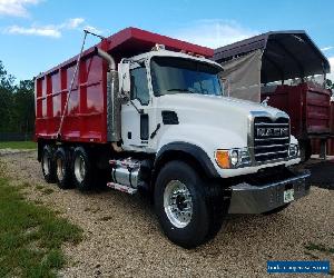 2004 Mack Cv713