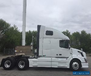 2009 Volvo VNL 670