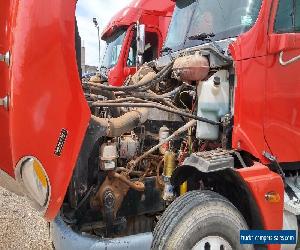 2005 Freightliner CL120