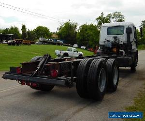 1999 GMC T7500