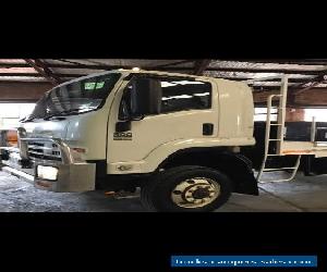 Isuzu 800 4x4 Series 3 235. 2012