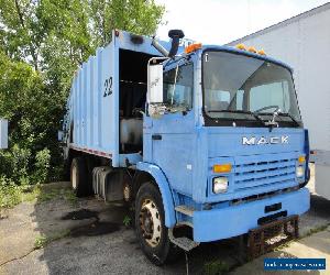 1997 Mack MS300P -- for Sale