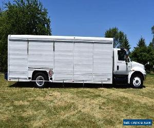 2005 International 4300 Beverage Truck