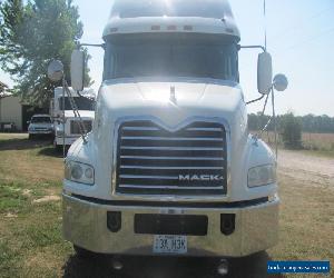 2010 Mack CXU613