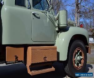 1959 Mack B61LT