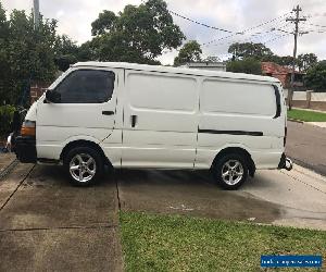 Toyota Hiace 1997 van 