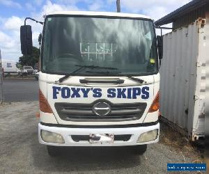 2003 hino skip truck