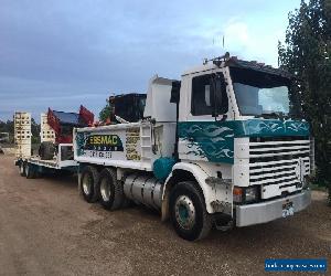 SCANIA TIPPER 143 V8 DIESEL BOBCAT EXCAVATOR