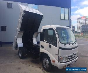 HINO DUTRO TIPPER TRUCK, LOW KLMS, DRIVE ON CAR LICENCE, NOT ISUZU MITSUBISHI 