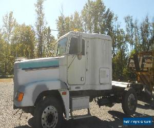 1999 Freightliner FLD 120 for Sale