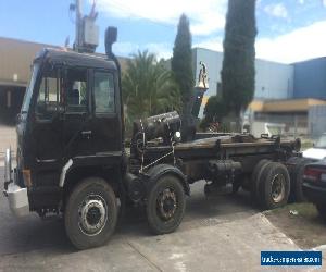 Mitsubishi Truck Hook Truck for Sale