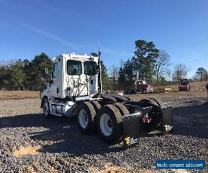 2012 Freightliner Cascadia 125