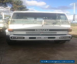 Isuzu tilt tray truck