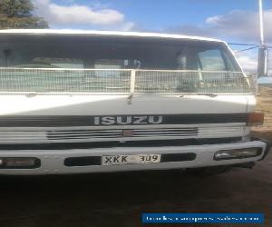 Isuzu tilt tray truck