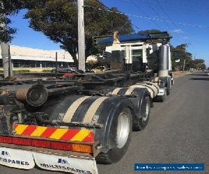 2003 Volvo skip hook lift truck 