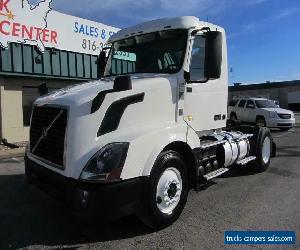 2012 Volvo VNL --