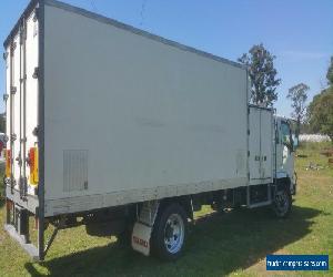 Mitsubishi 2006 FK7 Fighter Refridgerated Pantech Truck