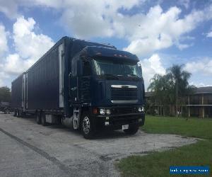 2004 Freightliner