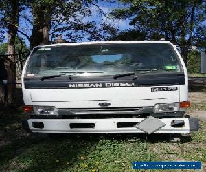 NISSAN MK175 CAB CHASSIS 2007 TRUCK WITH PTO