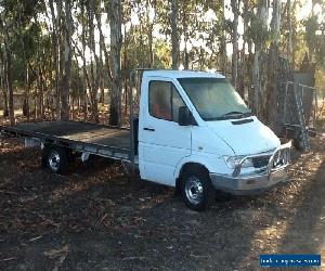 mercedes sprinter tray truck