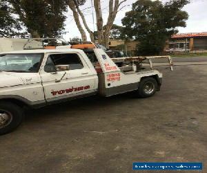 ford f350  wheel lift tow truck running 460 big block c6 auto  f100 f250 