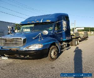 2004 Freightliner Columbia 120 for Sale