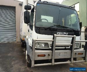 Truck Isuzu 700