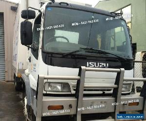 Truck Isuzu 700