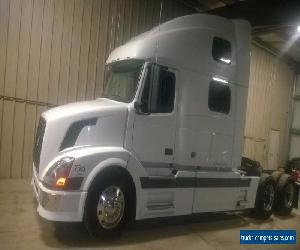 2006 Volvo VNL 780