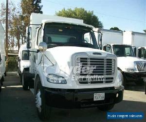 2012 FREIGHTLINER M2 112 --